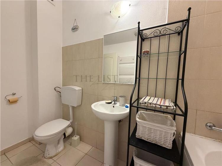 Apartament cu 2 camere decomandat, mobilat în Titan