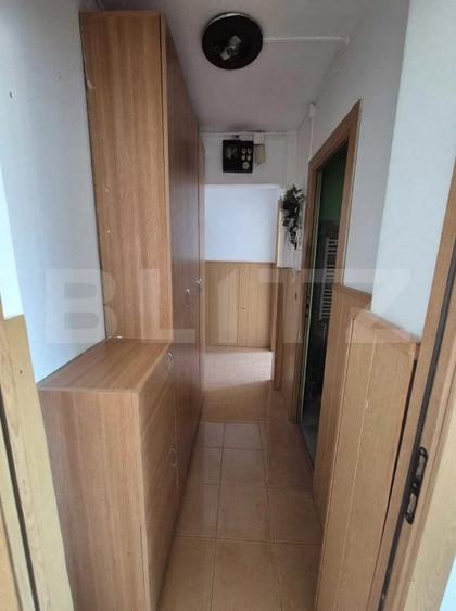 Apartament cu 3 camere de vânzare, 44 mp, în Dâmbu Pietros – Str. Măgurei - 7