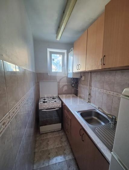 Apartament cu 2 camere semidecomandat, mobilat în Gheorgheni