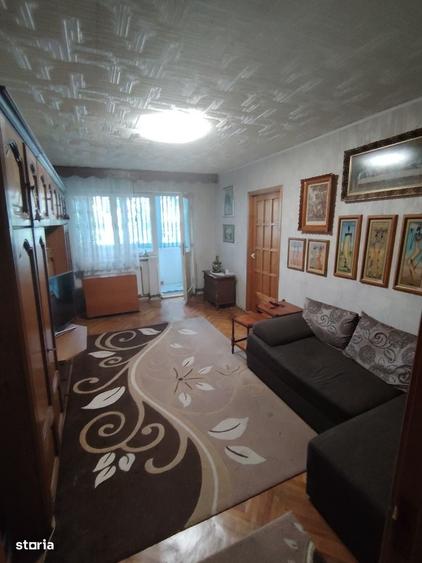 Apartament cu 3 camere în Grădiște