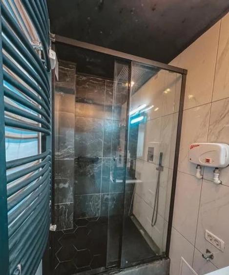 Garsonieră nedecomandată, mobilată în Timpuri Noi