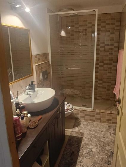 Apartament cu 2 camere decomandat, mobilat în Nerva Traian