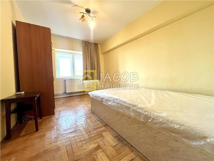 Apartament cu 2 camere decomandat în Ultracentral