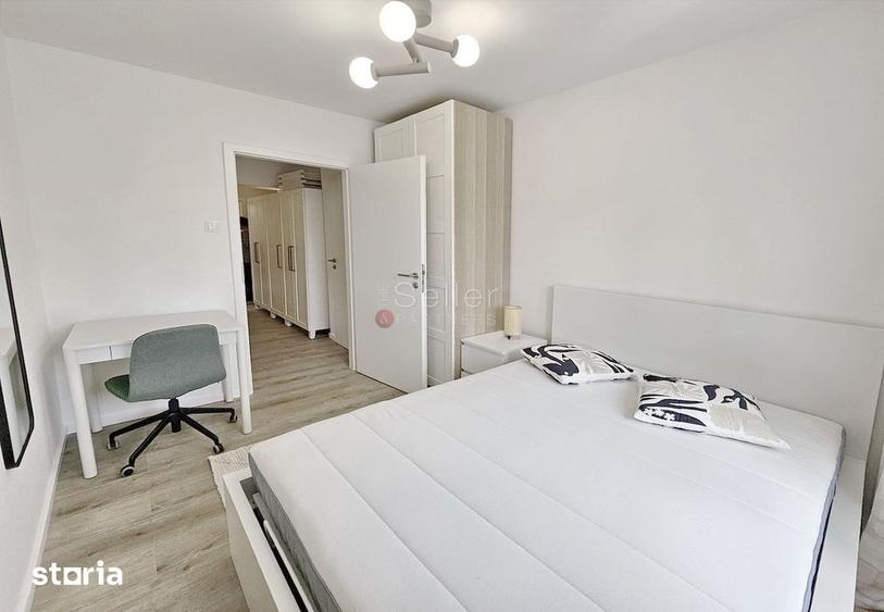 Apartament cu 3 camere în Centrul Civic