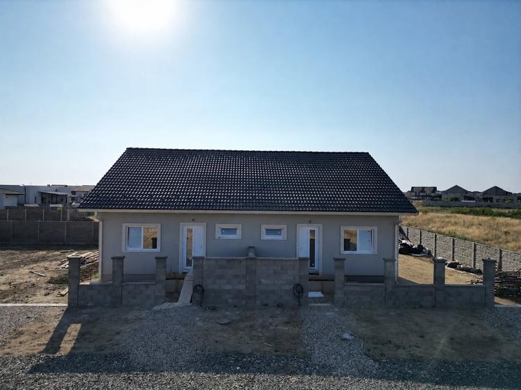 Duplex cu 3 camere cu Teren 358 Mp în Moșnița Nouă