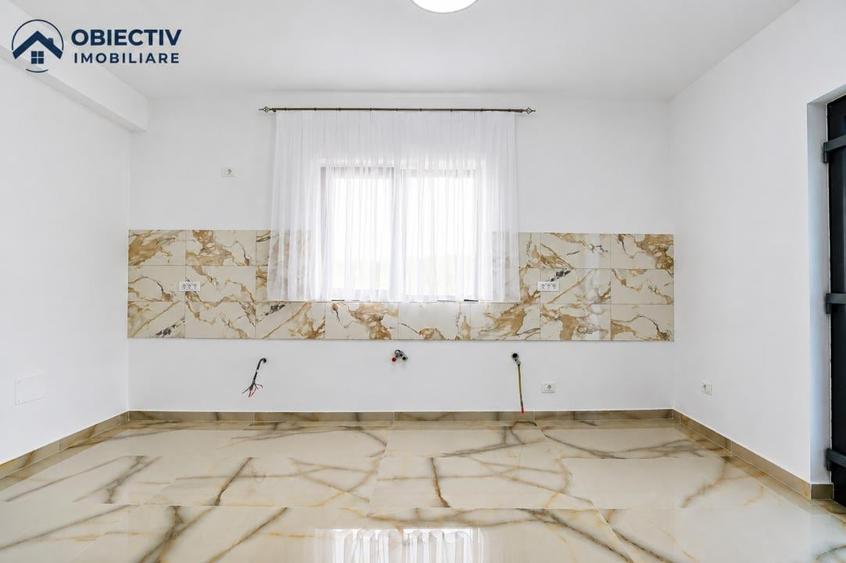 Casă cu 4 camere cu Teren 1800 Mp în Negrești (Dobreni)