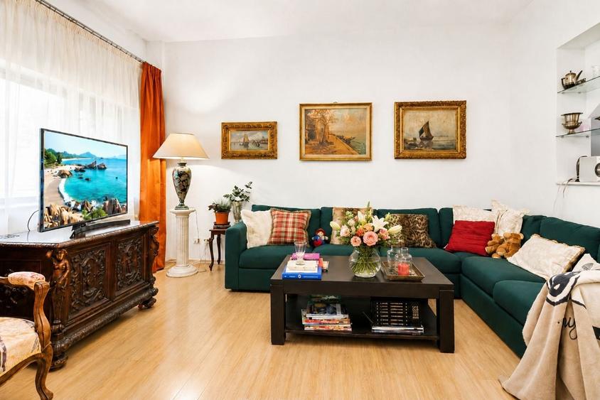 Duplex cu 6 camere cu Canalizare în Bucureștii Noi