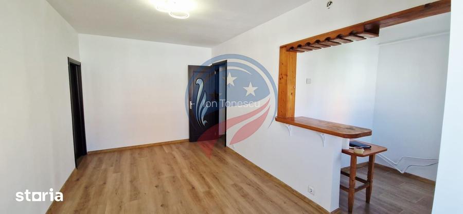 Apartament de vanzare in zona Craiovita langa Scoala Mihai Viteazul