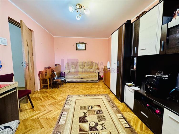 Apartament cu 2 camere decomandat, mobilat în Aeroport