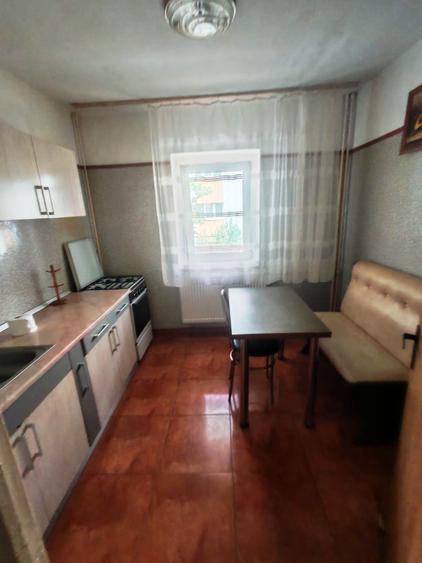 Apartament cu 2 camere decomandat în Rahova