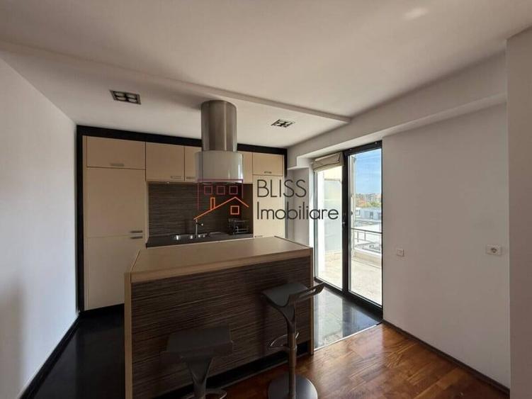 Apartament cu 4 camere decomandat în Iancu Nicolae