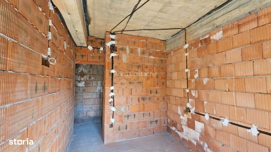 Garsoniera de vanzare in zona Uverturii