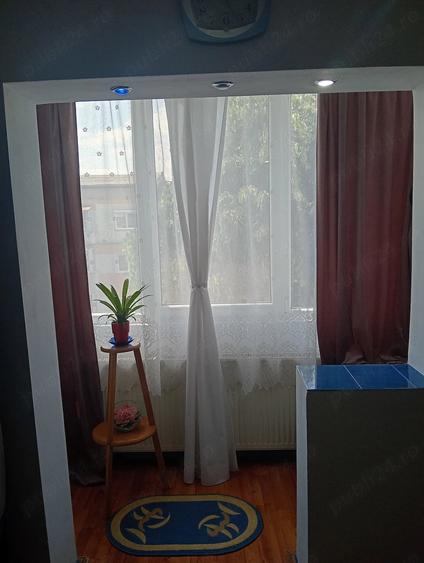 Apartament cu 2 camere nedecomandat în Central