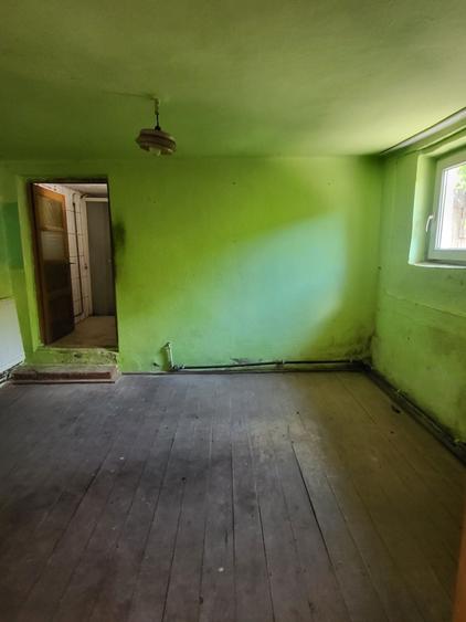 Casă cu 3 camere în Central