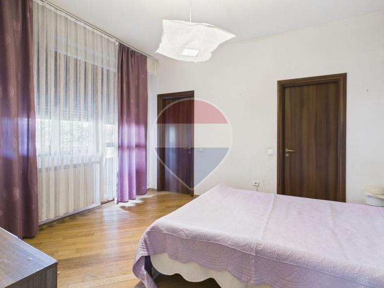 Apartament 5 camere de vanzare în zona Bucurestii Noi - 4