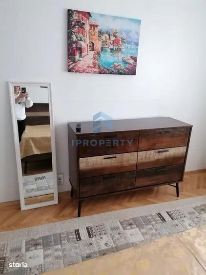 Apartament cu 3 camere, mobilat în Pantelimon