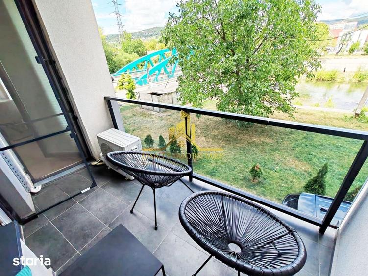 Apartament cu 3 camere semidecomandat în Bulgaria