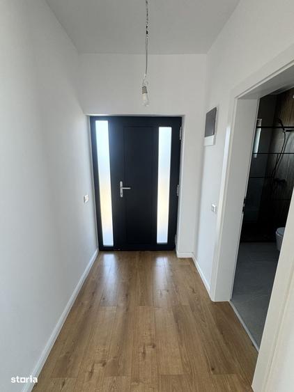 Casă cu 4 camere în Dancu