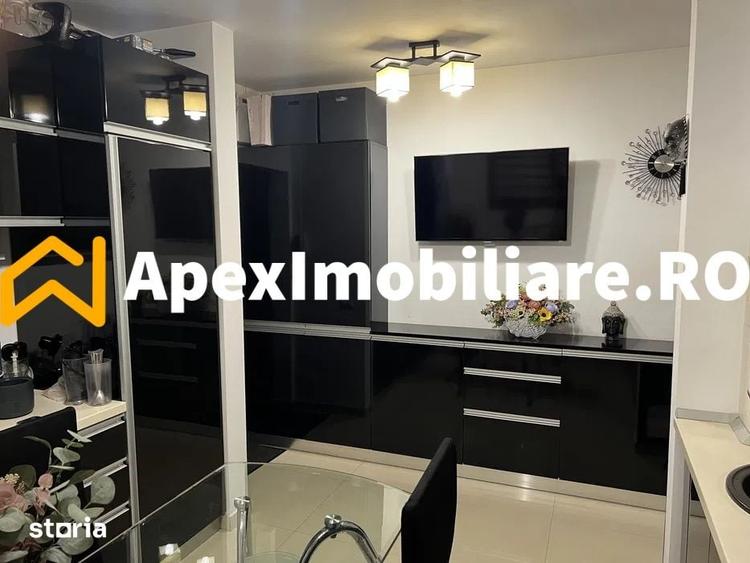 Apartament cu 3 camere semidecomandat în Timpuri Noi