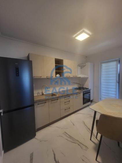 Apartament cu 2 camere decomandat, mobilat în Tomis Nord