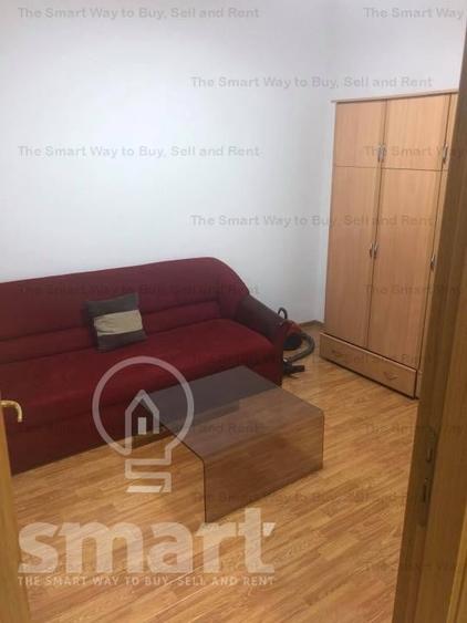 Apartament cu 3 camere semidecomandat în Plopilor