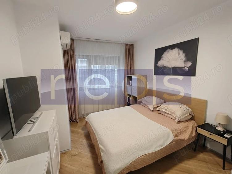 Apartament cu 3 camere decomandat, mobilat în Central