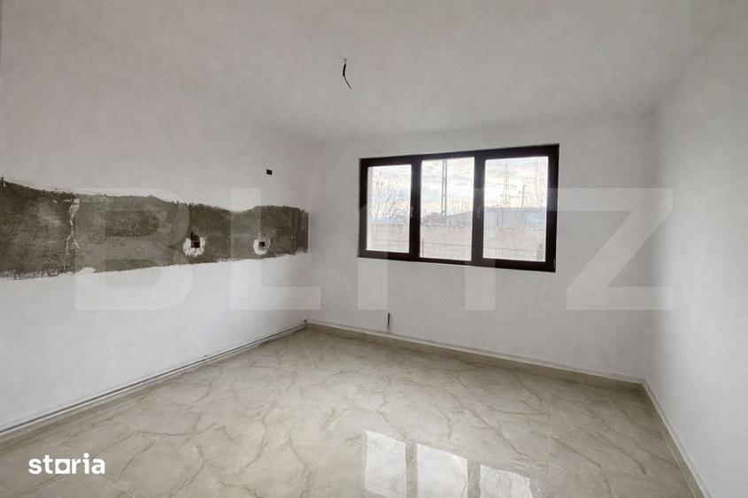 Casă cu 6 camere cu Teren 450 Mp în Șimnicu de Sus