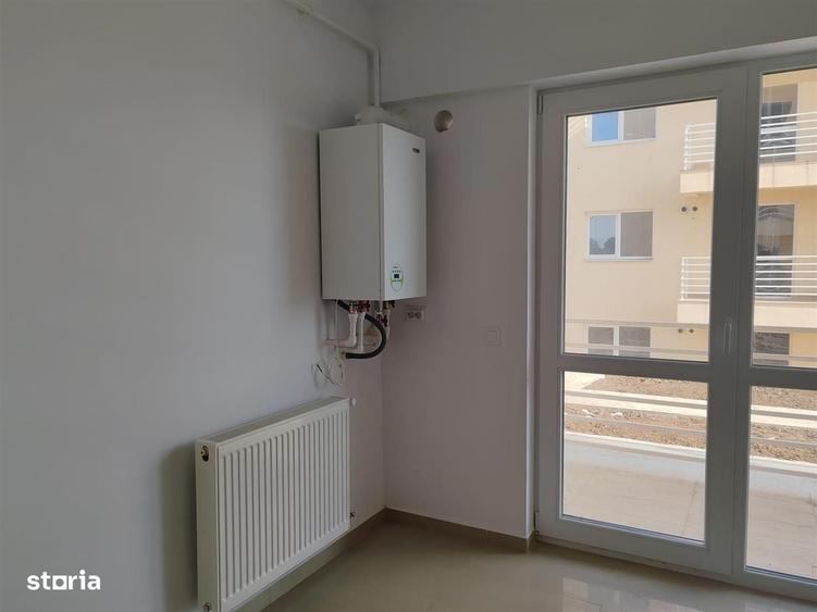 Apartament cu 3 camere semidecomandat în Uricani
