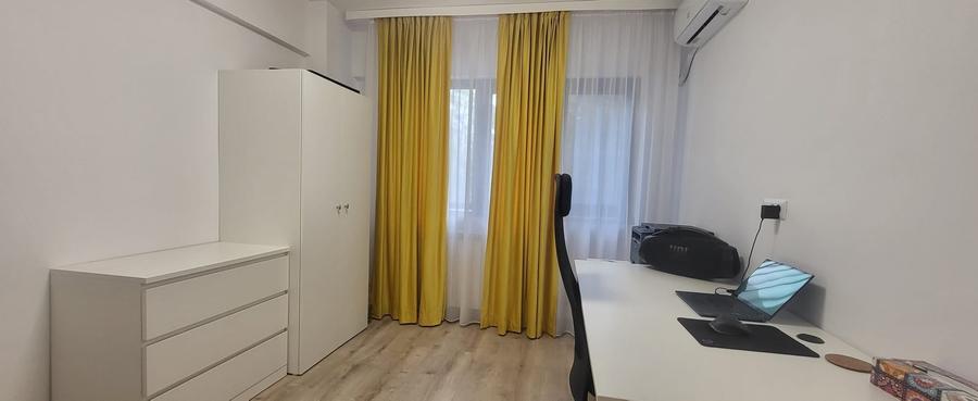 Apartament cu 4 camere semidecomandat în Lujerului