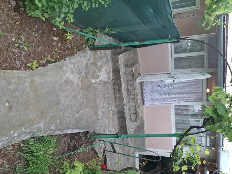 Casă cu 3 camere în Corni