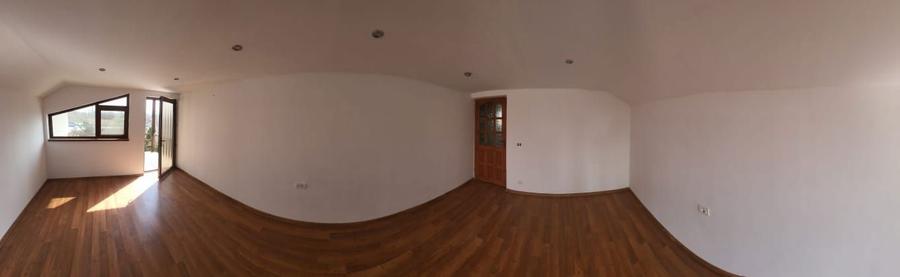 Casă cu 4 camere în Urechești