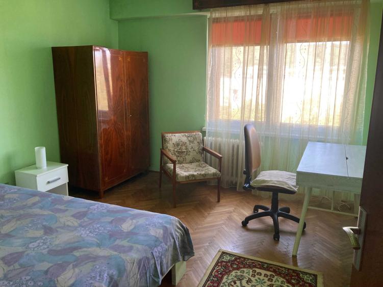Apartament cu 3 camere decomandat în 1 Decembrie 1918