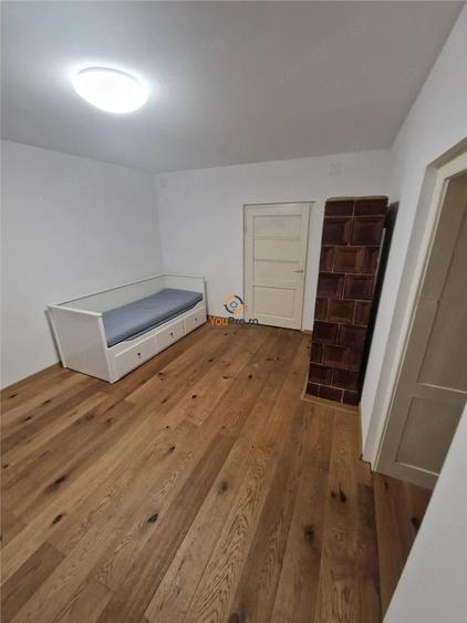 Casă cu 3 camere cu Teren 100 Mp în Moșnița Nouă