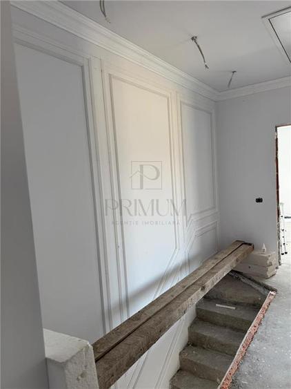 Duplex cu 5 camere cu Canalizare în Moșnița Nouă