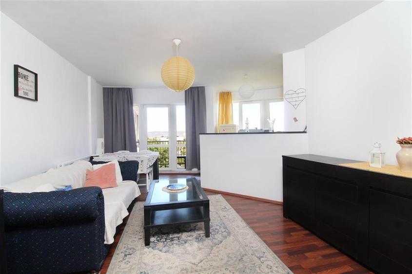 Apartament cu 2 camere semidecomandat, mobilat în Zorilor