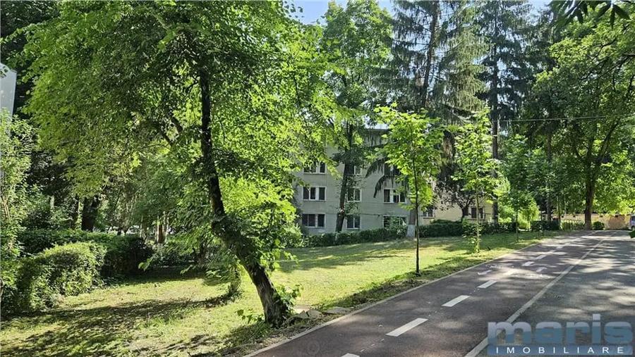 Apartament cu 3 camere decomandat în Tudor Vladimirescu