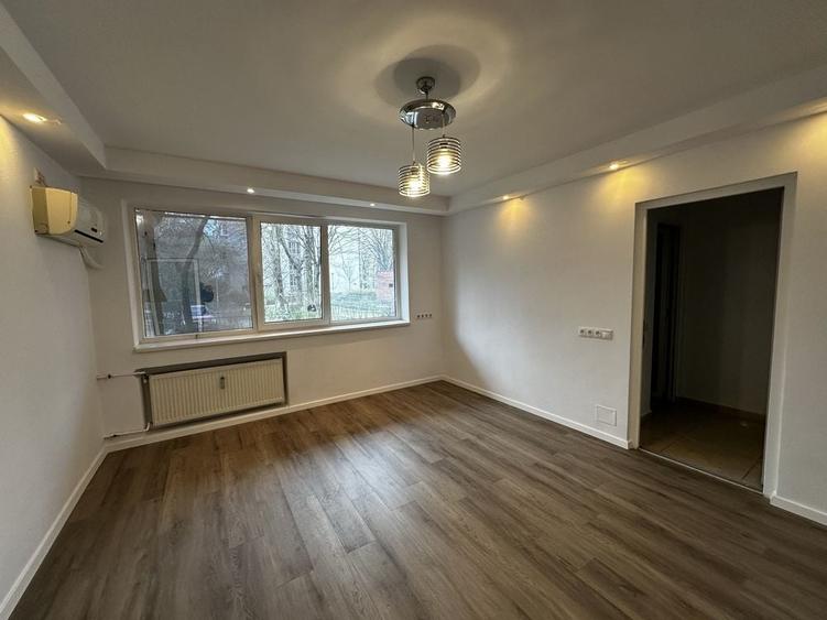 Spatiu comercial Favorit-Drumul Taberei-AFI Cotroceni - 1