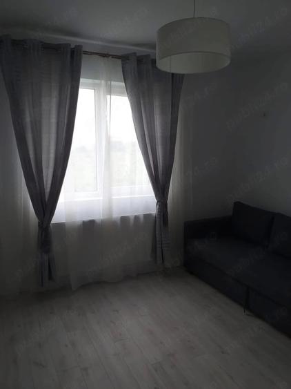Garsonieră decomandată în Central