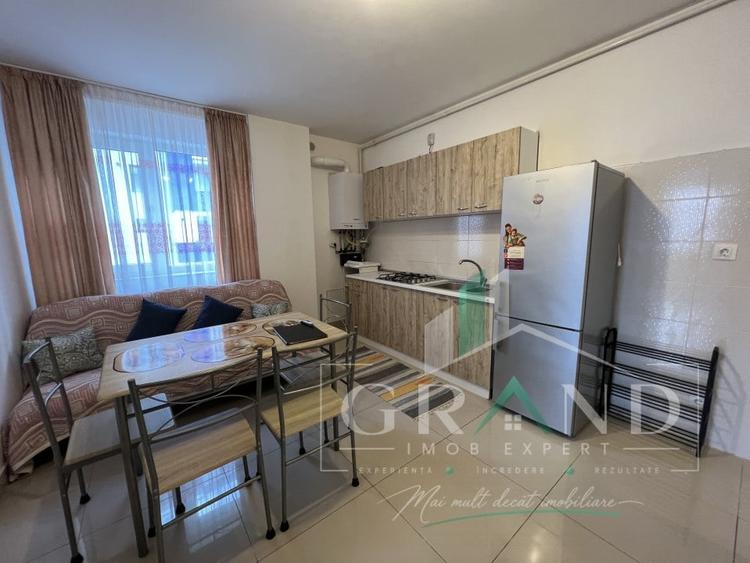 Apartament cu 3 camere semidecomandat, mobilat în Mănăștur