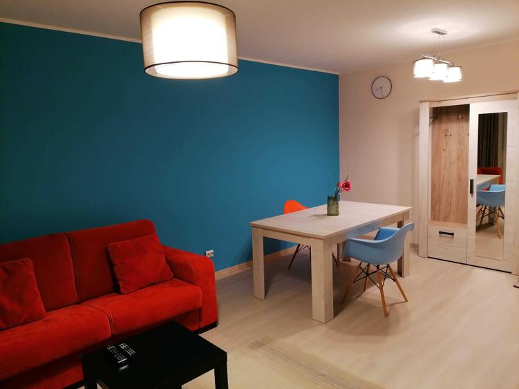 Apartament cu 2 camere semidecomandat în Sala Palatului
