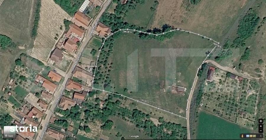 Teren de 12000 mp, în Central