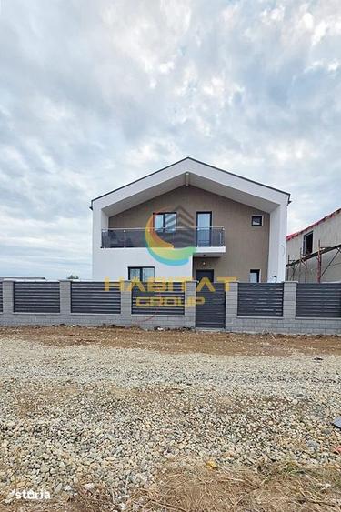 Casă cu 3 camere cu Teren 330 Mp în Vărăști