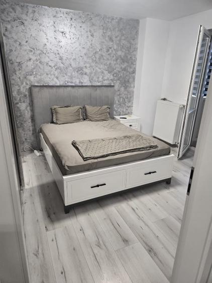 Apartament cu 2 camere decomandat, mobilat în Universitate
