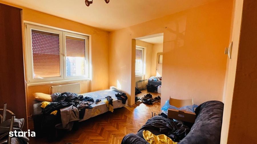 Apartament cu 4 camere în Kogălniceanu