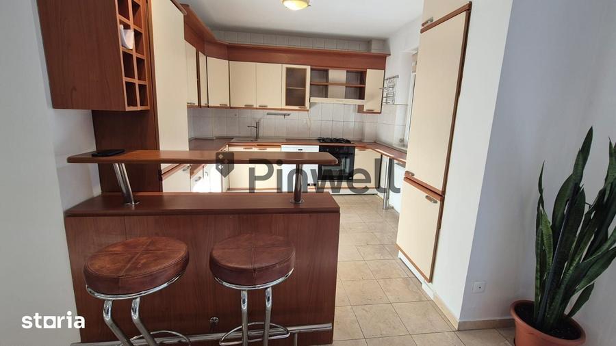 Casă cu 5 camere cu Teren 250 Mp în Cișmigiu