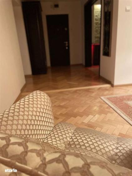 Apartament cu 3 camere decomandat, mobilat în Păcurari