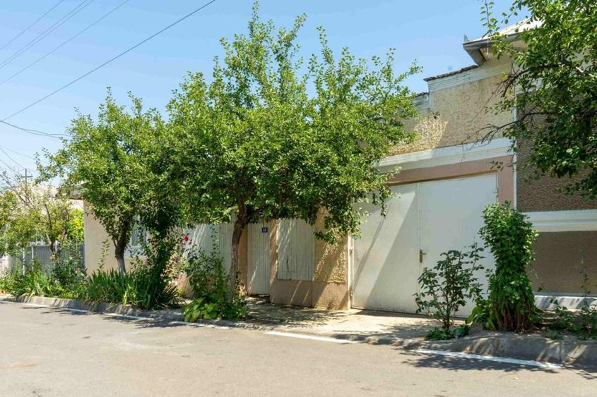 Casă individuală cu 5 camere cu Teren 500 Mp în Carcaliu