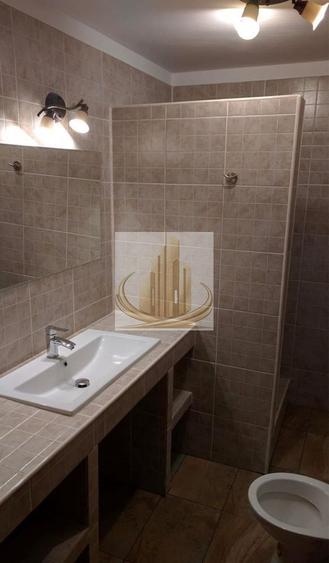 Casă individuală cu 4 camere cu Canalizare în Giroc