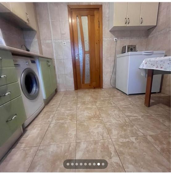 Apartament cu 2 camere nedecomandat în Piața