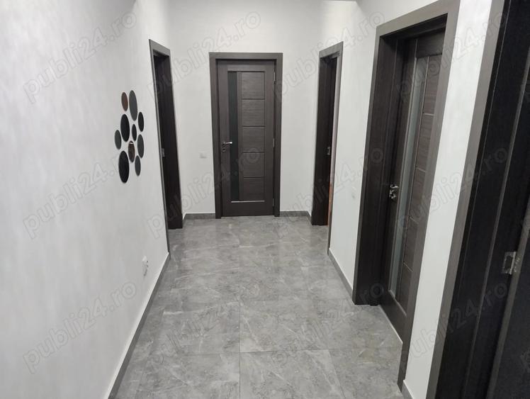 Apartament cu 2 camere decomandat, mobilat în Semicentral